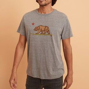 NWT🩶Marine Layer Surfing Bear Signature Crew Graphic Tee M heather gray